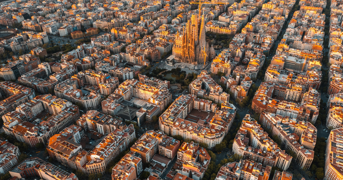 Barcelona a şters o linie de autobuz din Google Maps, pentru a o ascunde de turişti|EpicNews