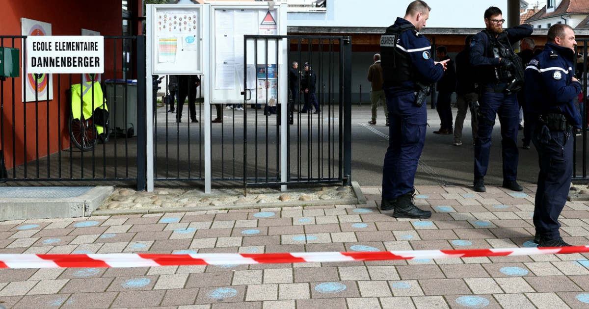 Două fetiţe au fost rănite într-un atac cu cuţitul lângă o şcoală din Franța. Agresorul a fost reţinut|EpicNews