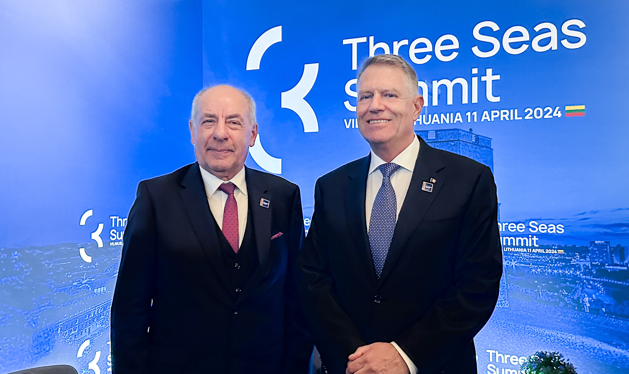 Klaus Iohannis s-a întâlnit cu preşedintele Ungariei la summitul de la Vilnius