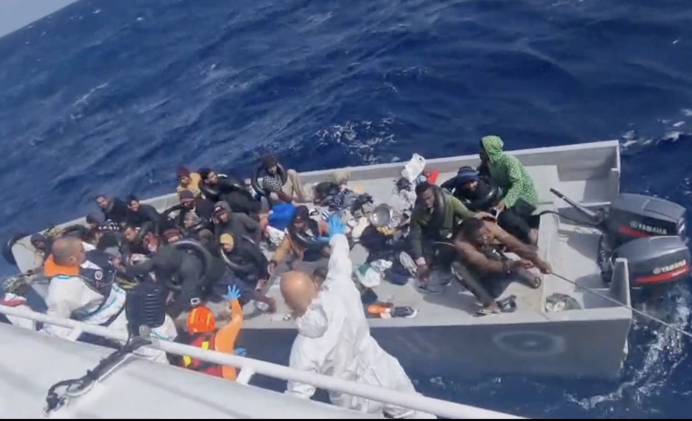 Nouă persoane decedate și alte 15 dispărute după un accident în Marea Mediterană