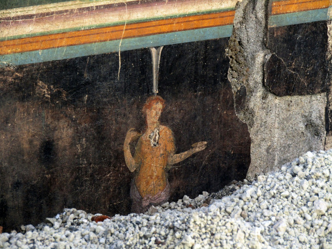 Spectacular Room Decorated With Trojan War Characters Discovered In Pompeii