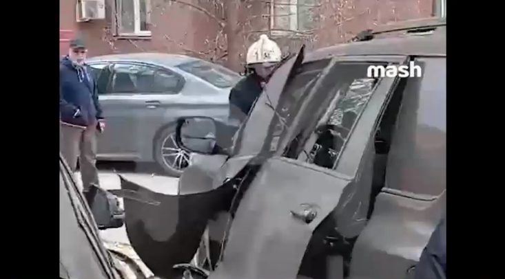 Atentat cu bombă la Moscova. Un fost spion ucrainean a fost rănit după ce mașina sa a sărit în aer. Momentul a fost surprins de camere
