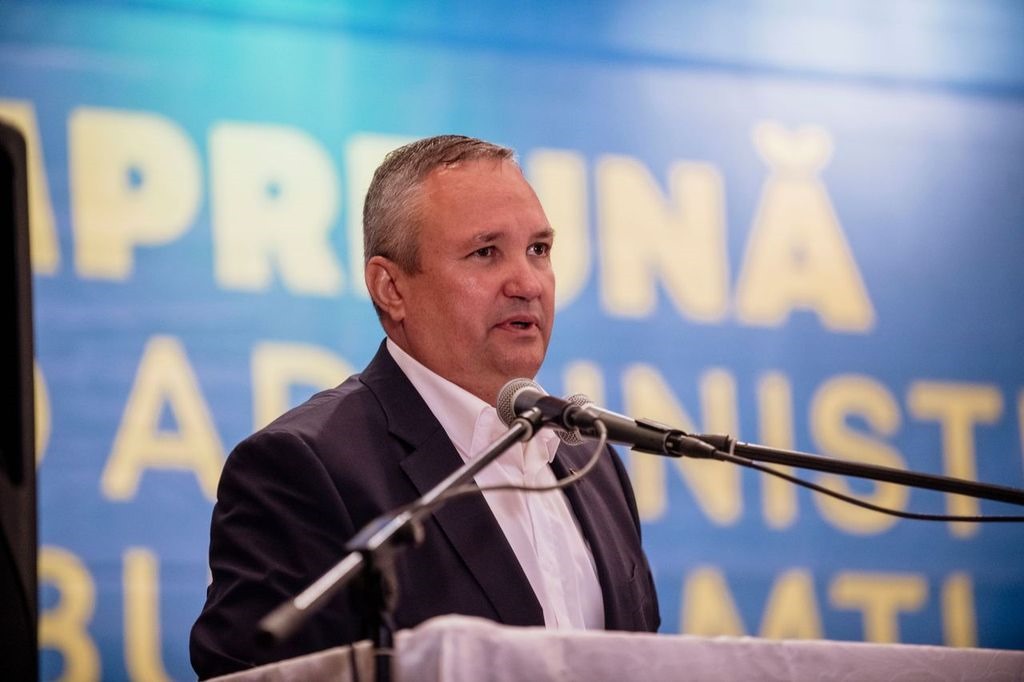 Ciucă, glume după ce în clipul electoral al primarului din Calafat a apărut și cimitirul: Asta e pentru memento mori