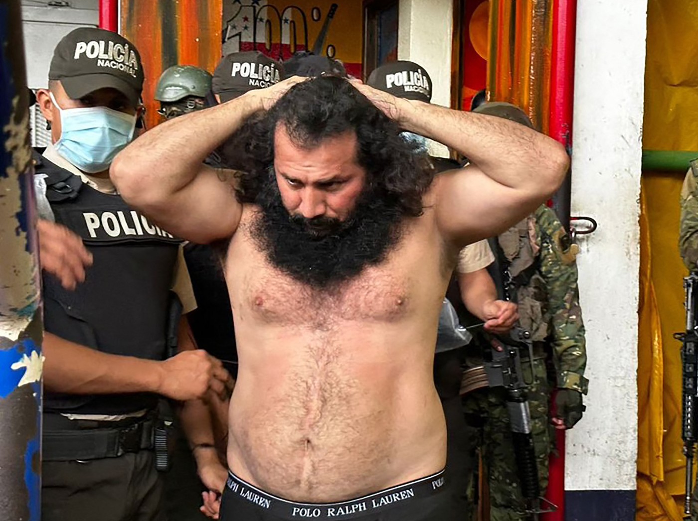 Unde este Fito? Povestea celui mai notoriu infractor din Ecuador, care a fugit din închisoarea în care trăia ca un rege