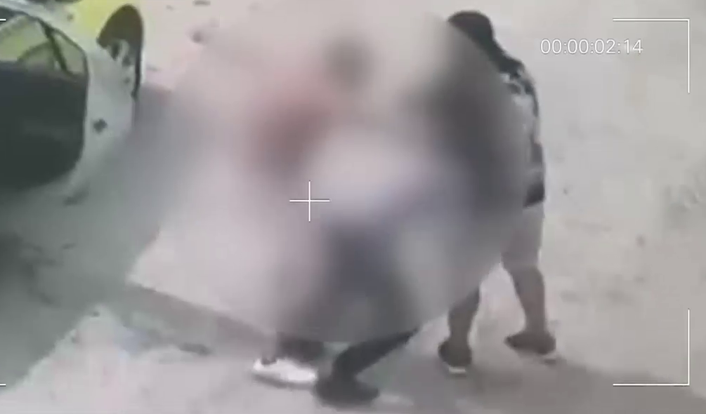 Scene halucinante în Ilfov: Un adolescent a fost sechestrat într-o parcare, apoi a fost dus în alt sat și bătut cu bestialitate