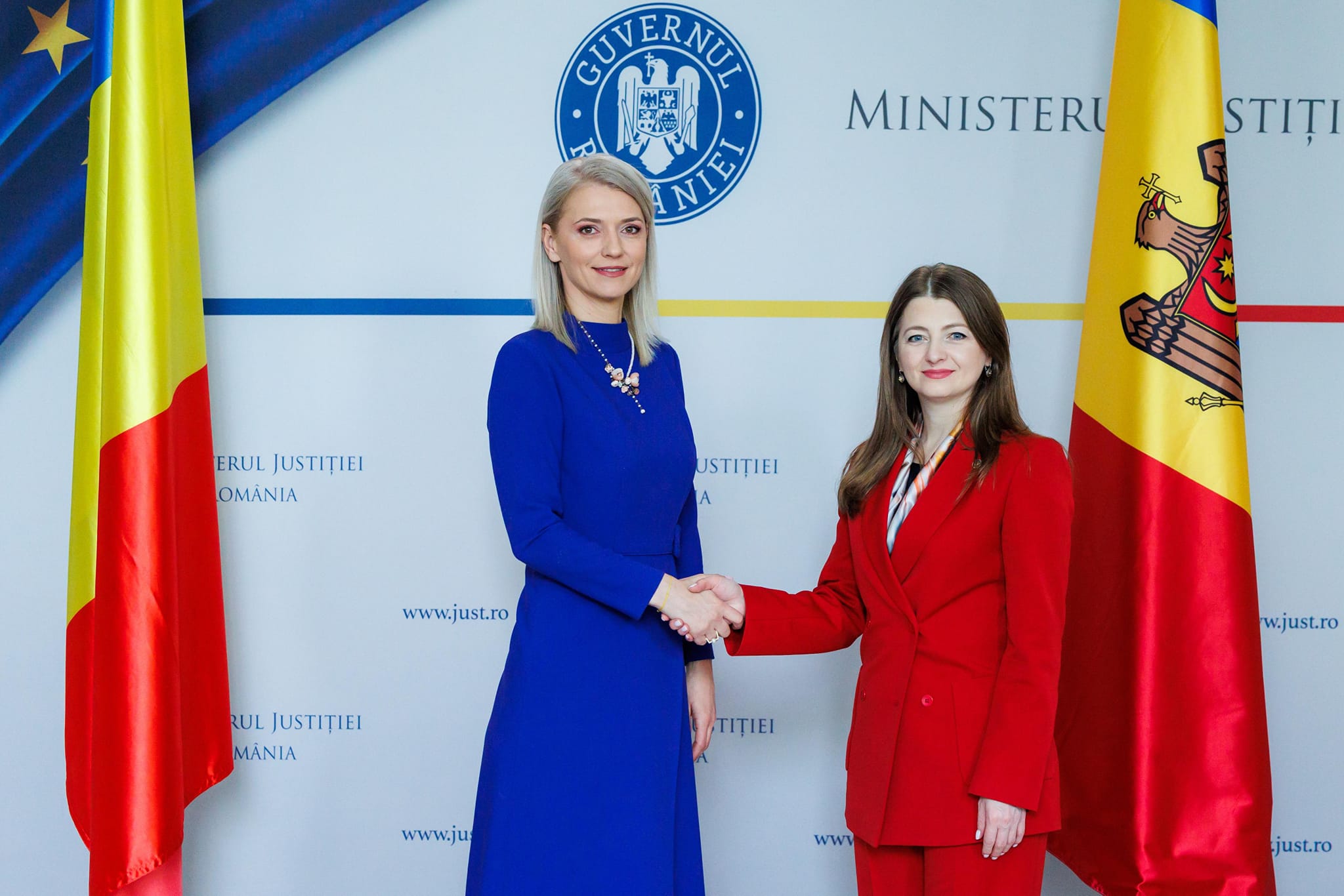 Alina Gorghiu s-a întâlnit cu omoloaga sa de la Chișinău: Vom trimite Republicii Moldova experți pentru aderarea la UE