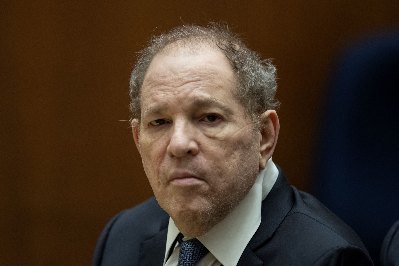 Harvey Weinstein scapă de condamnarea pentru viol din 2020