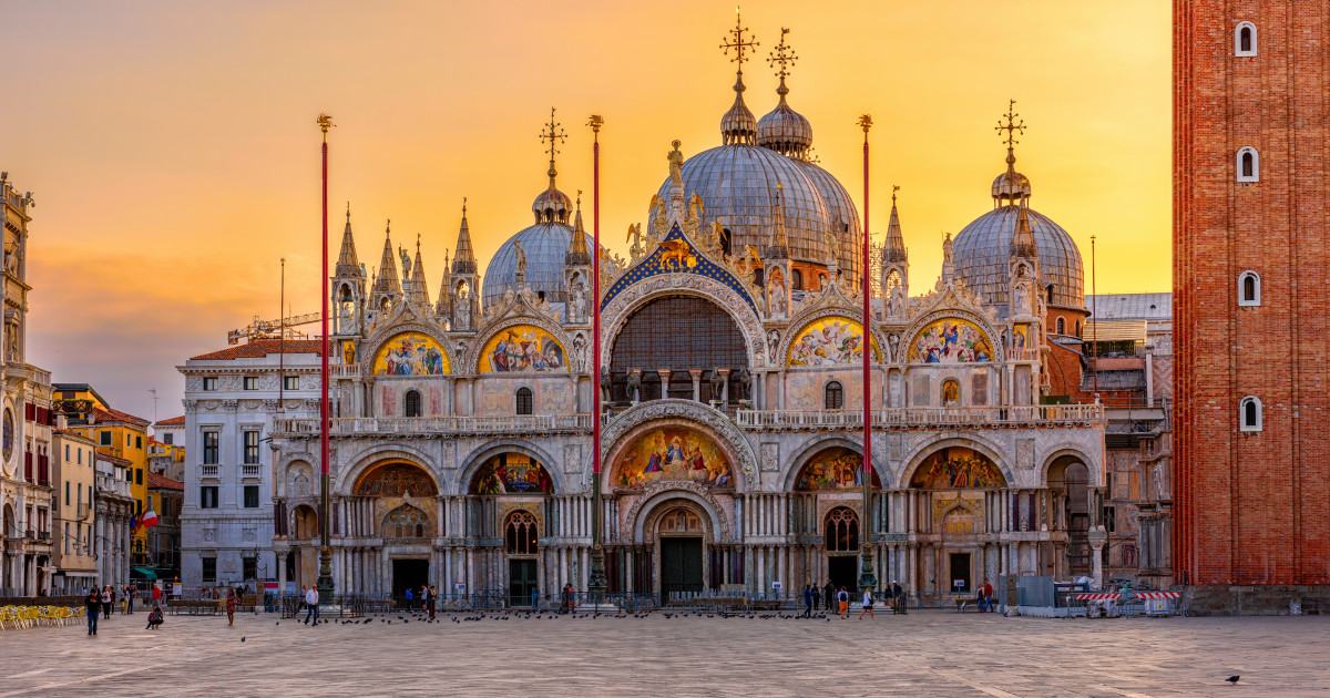 Italia vrea mai puțini turiști. Orașele celebre care au introdus taxe și restricții pentru vizitatori|EpicNews