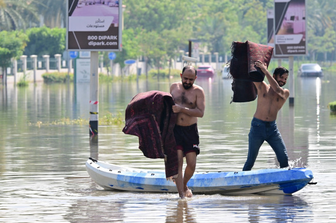 dubai-pagube-inundatii-profimedia2