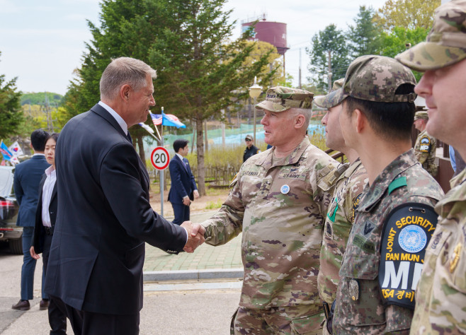 Președintele Klaus Iohannis, în vizită oficială în Coreea de Sud