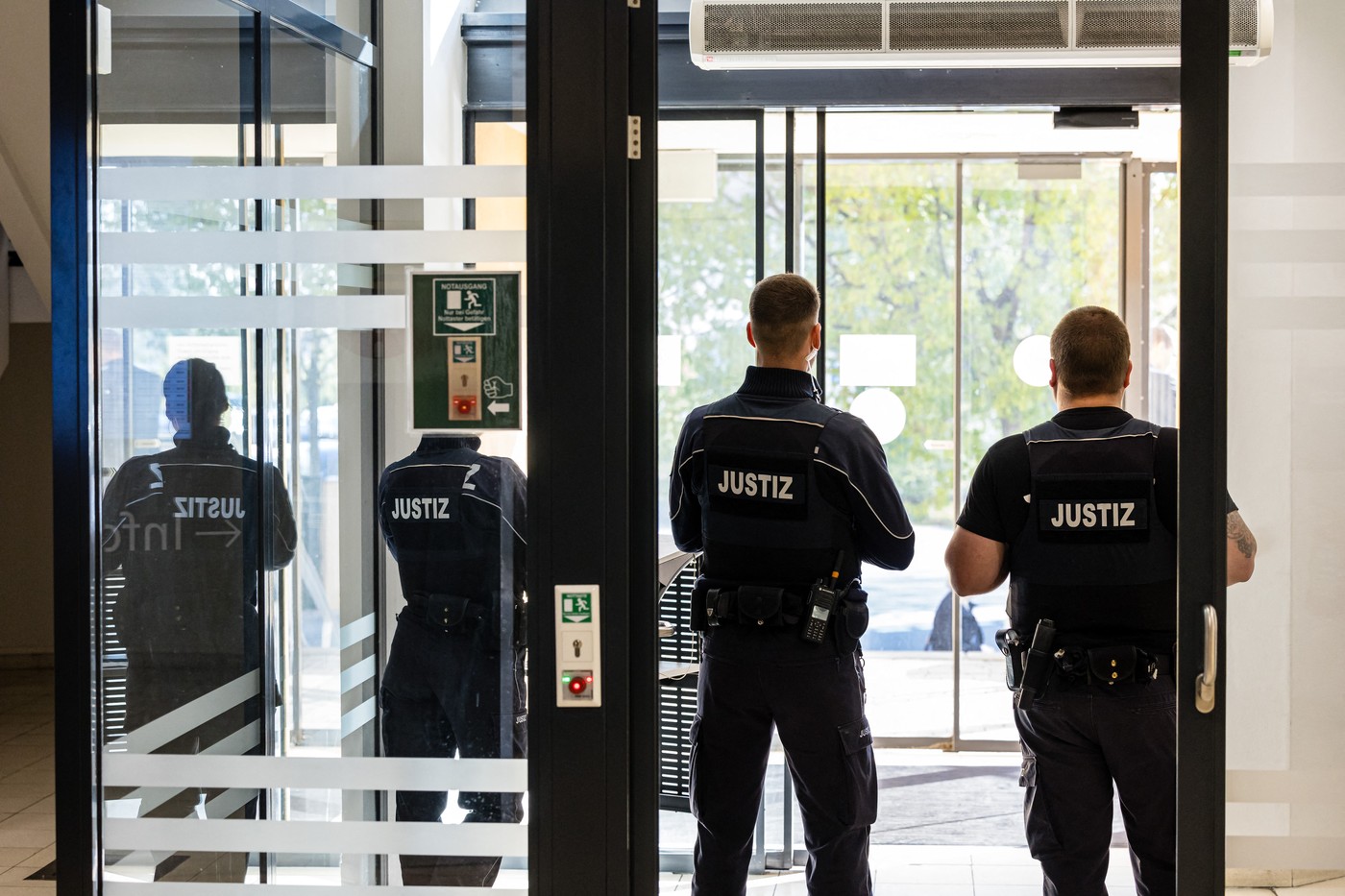 Germania a arestat un asistent al unui europarlamentar membru AfD într-un „caz deosebit de grav” de spionaj în favoarea Chinei