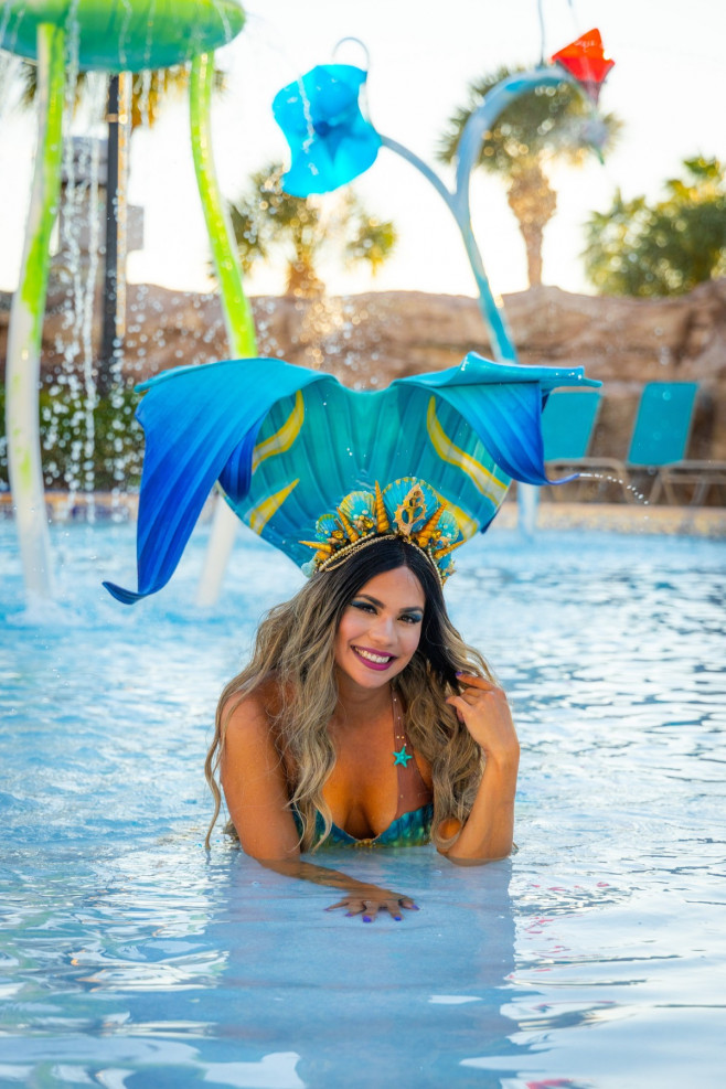 Professional mermaid makes $8k-an-hour - despite being scared of the ocean.