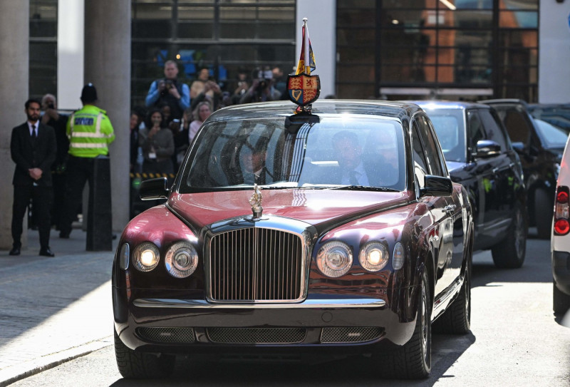 Their Majesties The King And Queen Visit The University College Hospital Macmillan Cancer Centre