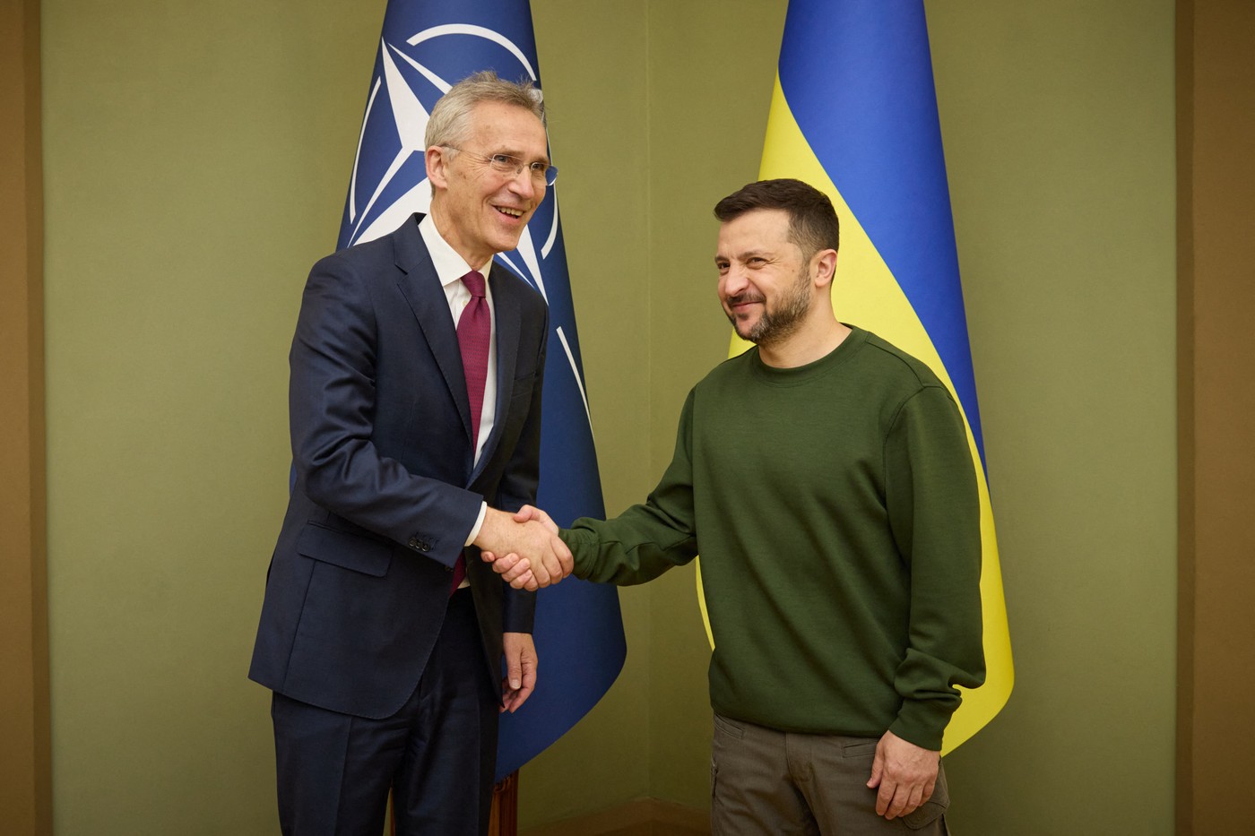 Zelenski: Ucraina va deveni membră NATO doar după ce câștigă războiul