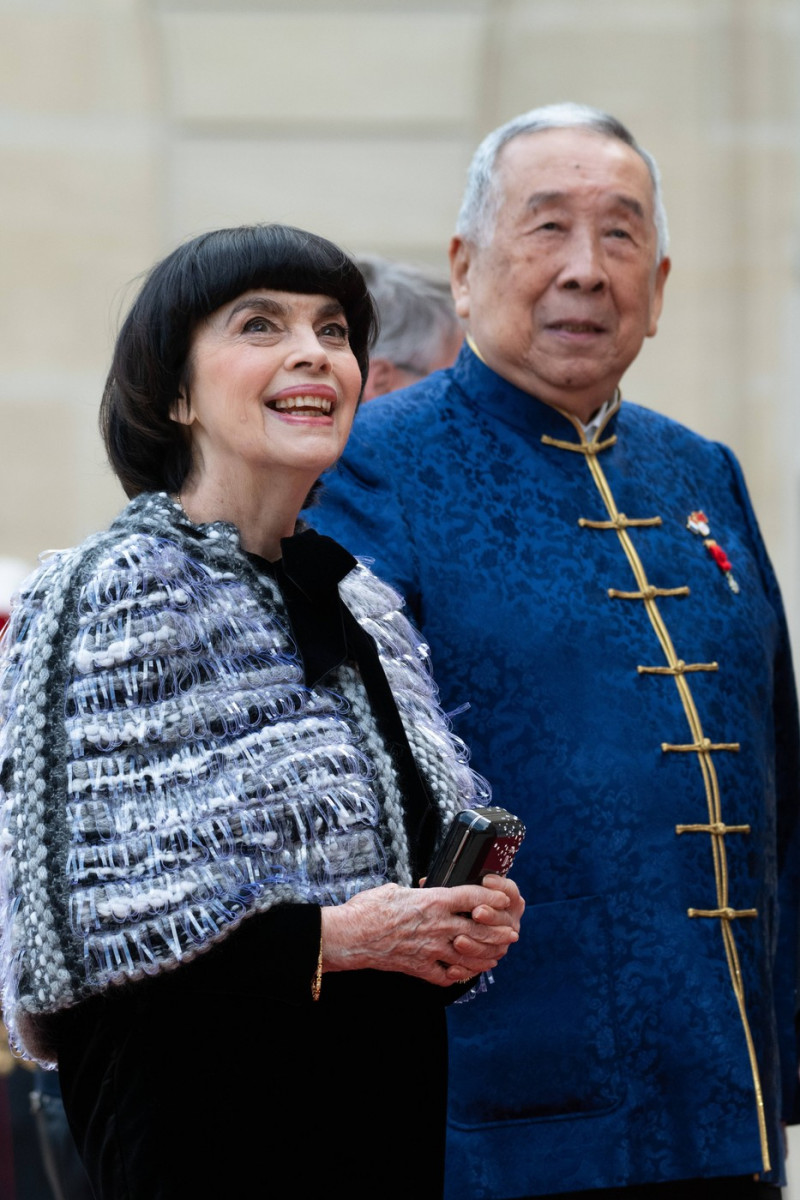 Elysee Palace : Arrival of guests at the State dinner for Xi Jinping