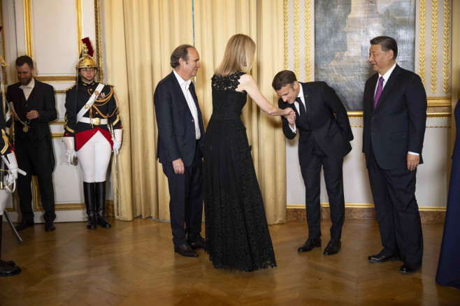 France's President Emmanuel Macron, Chinese President Xi Jinping during presentations ahead of an official state dinner