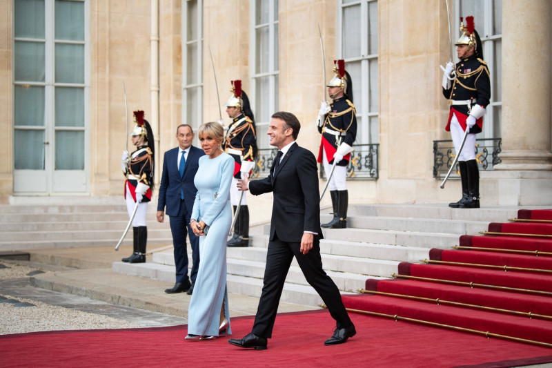 Elysee Palace : Arrival of guests at the State dinner for Xi Jinping