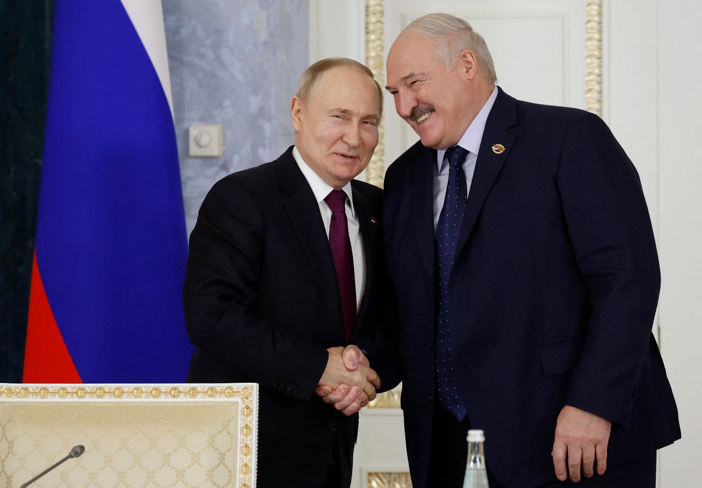 Rusia și Belarus anunță că vor exersa în comun folosirea armelor nucleare tactice