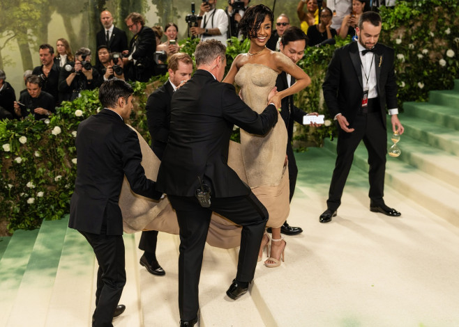 The 2024 Met Gala Celebrating 'Sleeping Beauties: Reawakening Fashion' - Arrivals