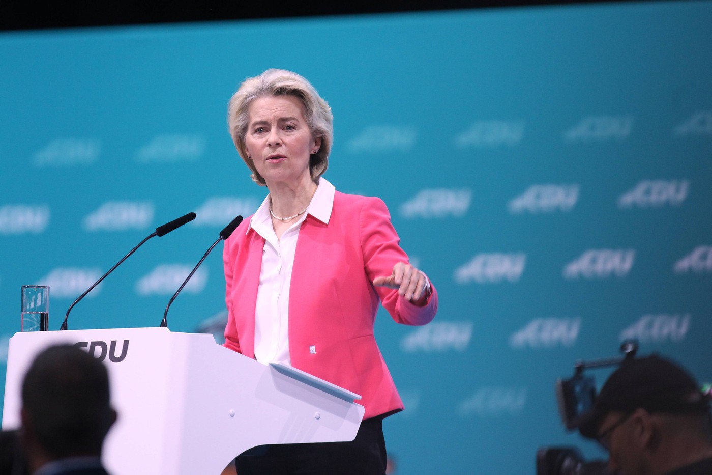 Ursula von der Leyen acuză extrema dreaptă germană că face propagandă pentru Putin: Ar trebui să le fie rușine
