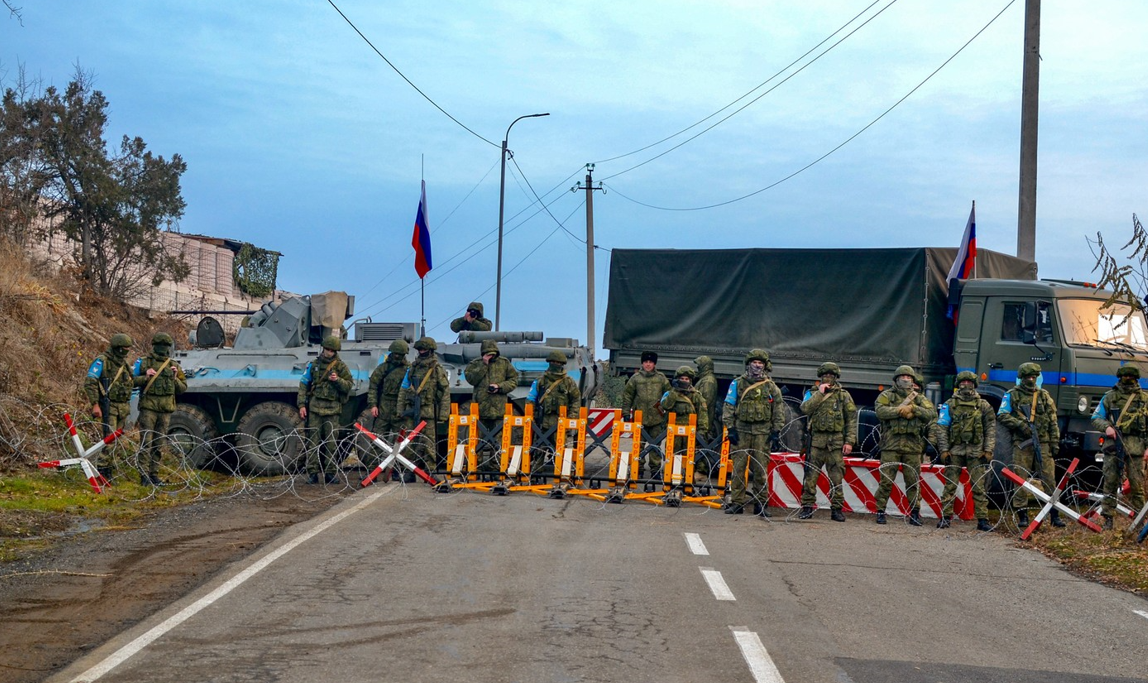 Putin a fost de acord să retragă militarii ruși staționați în mai multe regiuni din Armenia