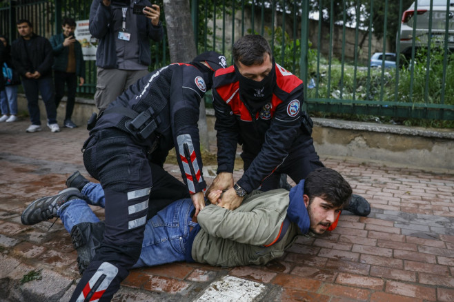 proteste3-violente-instanbul-profimedia