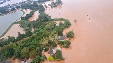 inundatii in brazilia