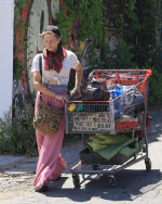 EXCLUSIVE: Loni Willison is Pictured on the Streets of Los Angeles.