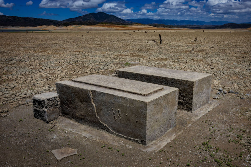 Sunken Filipino Town Reappears Due To Drought And Climate Change