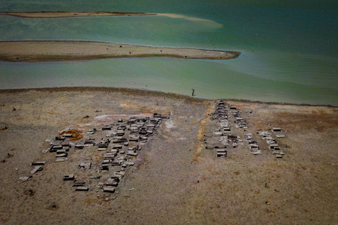 Sunken Filipino Town Reappears Due To Drought And Climate Change