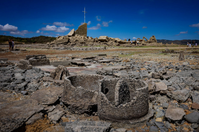 Sunken Filipino Town Reappears Due To Drought And Climate Change