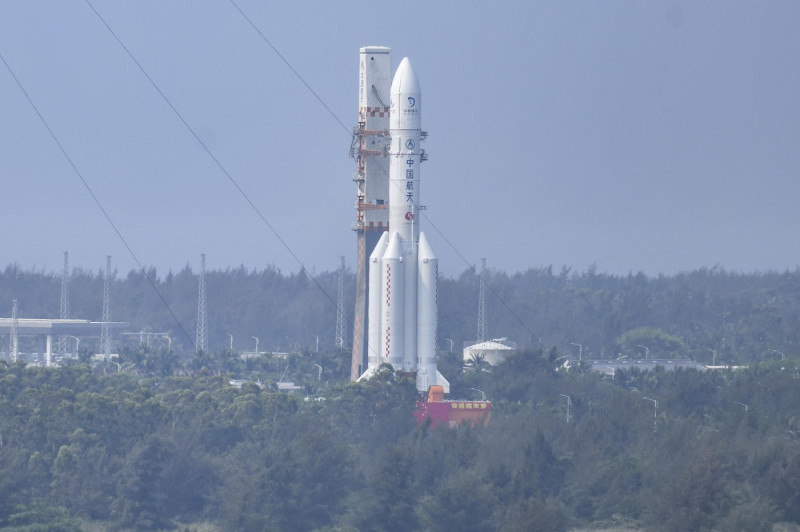 China's Chang'e-6 lunar probe ready to launch