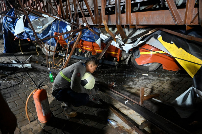 8 Dead, 64 Injured As Billboard Collapses At Ghatkopar After Thunderstorm In Mumbai, MUM, India - 13 May 2024