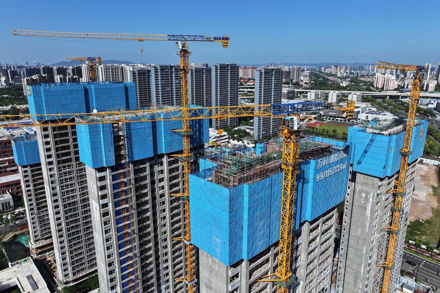 Soluția de 967 miliarde de dolari a Chinei pentru criza imobiliară: Statul ar putea cumpăra milioane de case nevândute