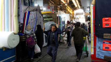 Daily life amid economic crisis in Iran