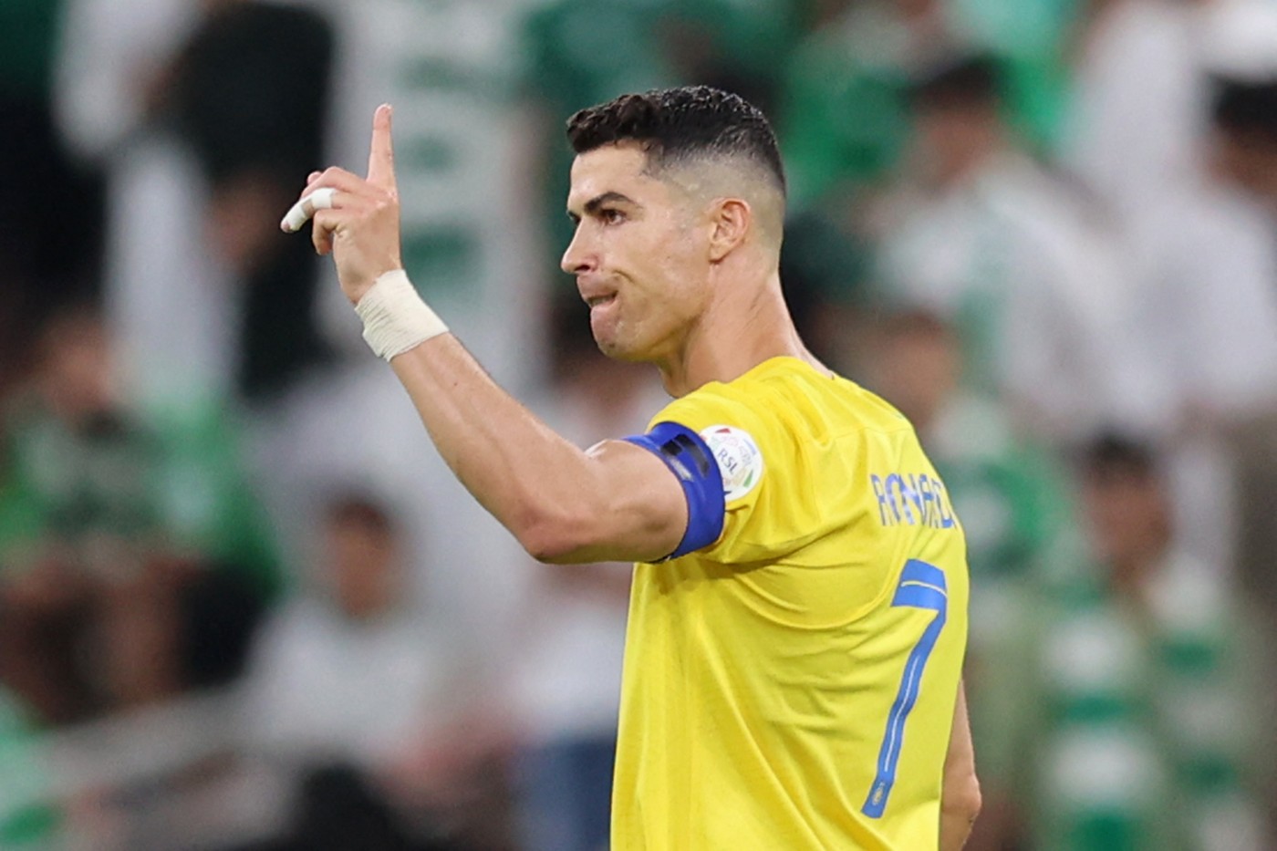 Forbes: Cristiano Ronaldo este cel mai bine plătit sportiv al planetei. Cât câștigă fotbalistul