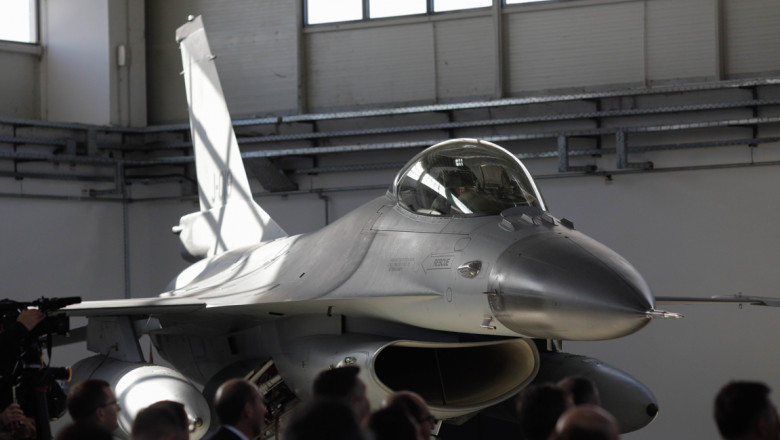 Ucraina va primi primele avioane de luptă F-16 în iunie sau iulie, afirmă o sursă militară de la Kiev