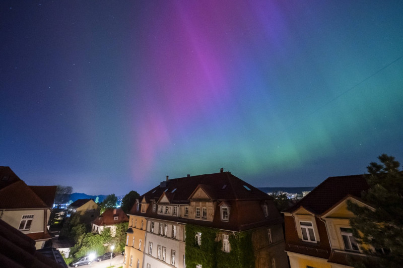11.05.2024 Weimar: Stark ausgeprägte Polarlichter (Aurora borealis) waren am gegen Mitternacht bis nach Mittelthüringen