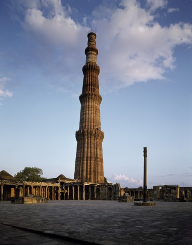 India, Qutb Minar, 'Tower of Victory' / photo