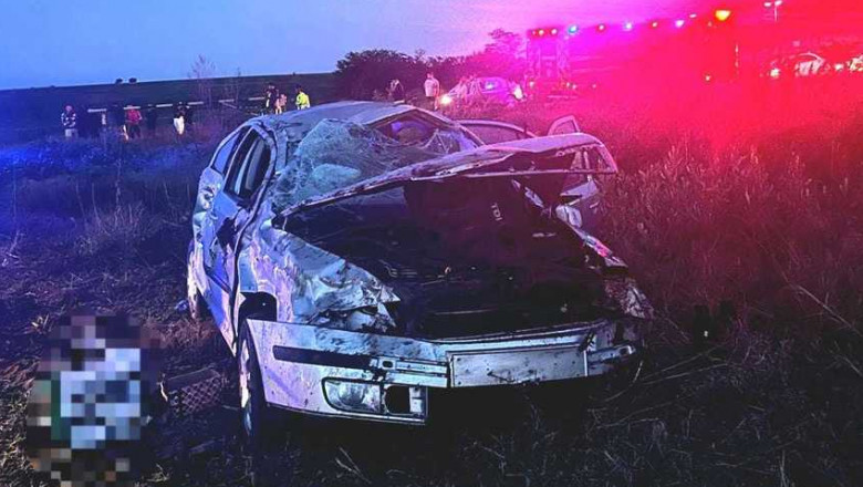 masina distrusa in accident