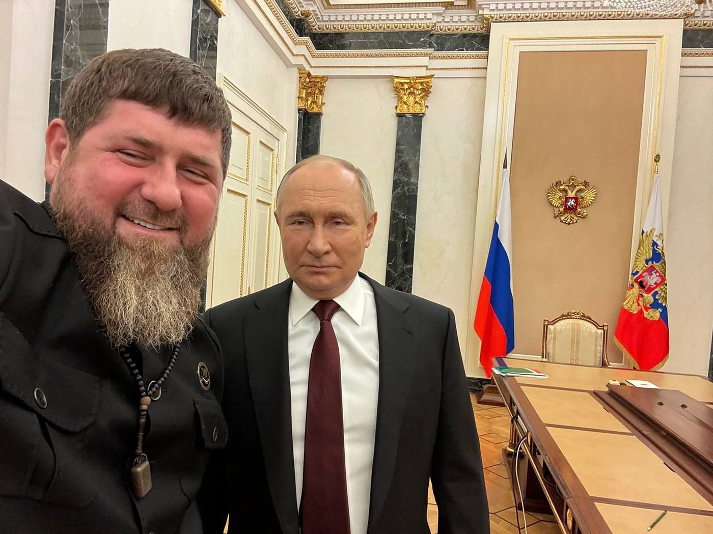 Kadîrov a primit a 36-a medalie de când a început războiul din Ucraina. Pentru ce a fost decorat dictatorul cecen