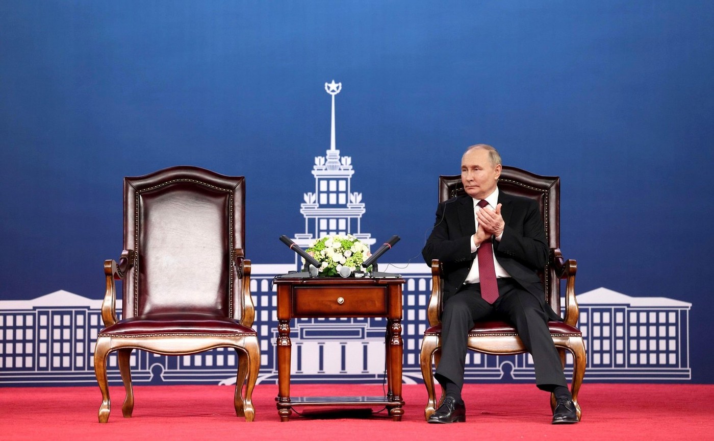 Reuters: Putin e gata să înghețe războiul din Ucraina, după negocieri care ar recunoaște teritoriile cucerite de Rusia
