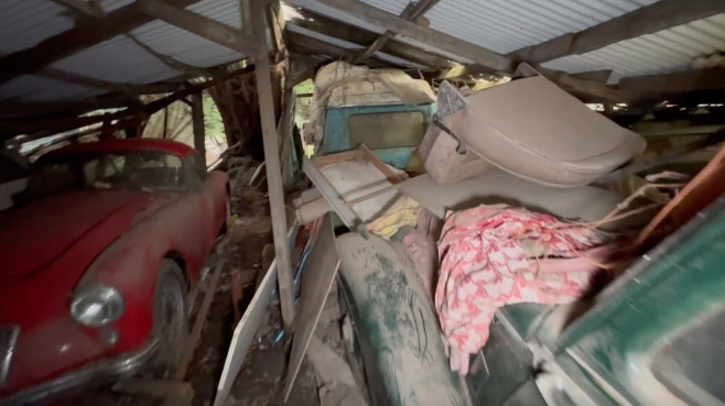 Woman finds vintage car graveyard in 'spooky' UK forest