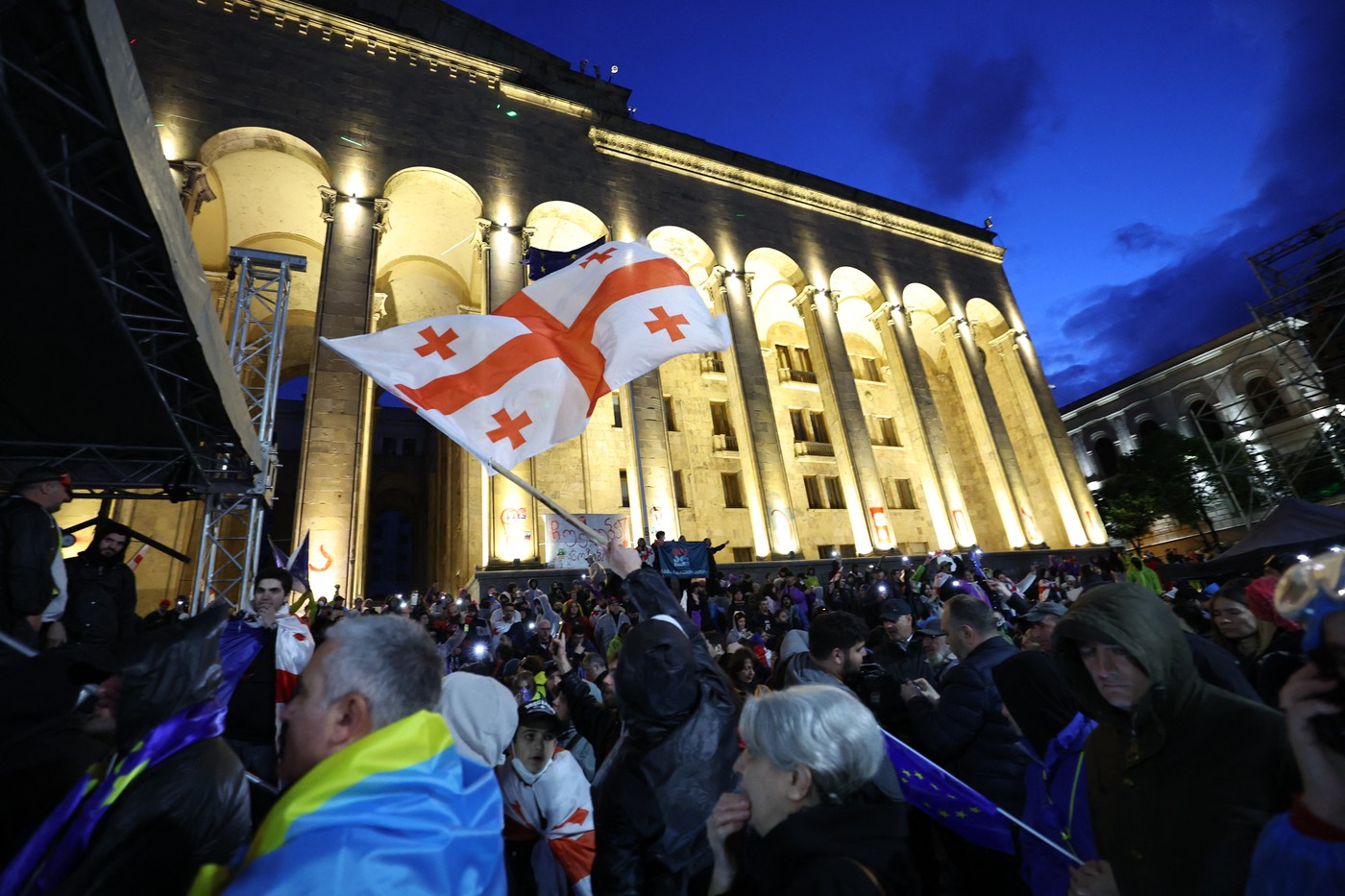 Partidul de guvernământ din Georgia acuză SUA de „șantaj”, după ce Washingtonul a impus restricții privind vizele
