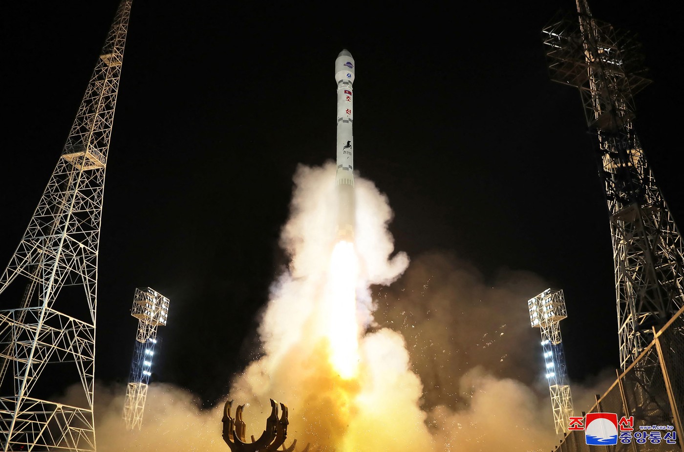 Coreea de Nord va lansa al doilea satelit spion pe orbită. Japonia și Coreea de Sud amenință cu represalii