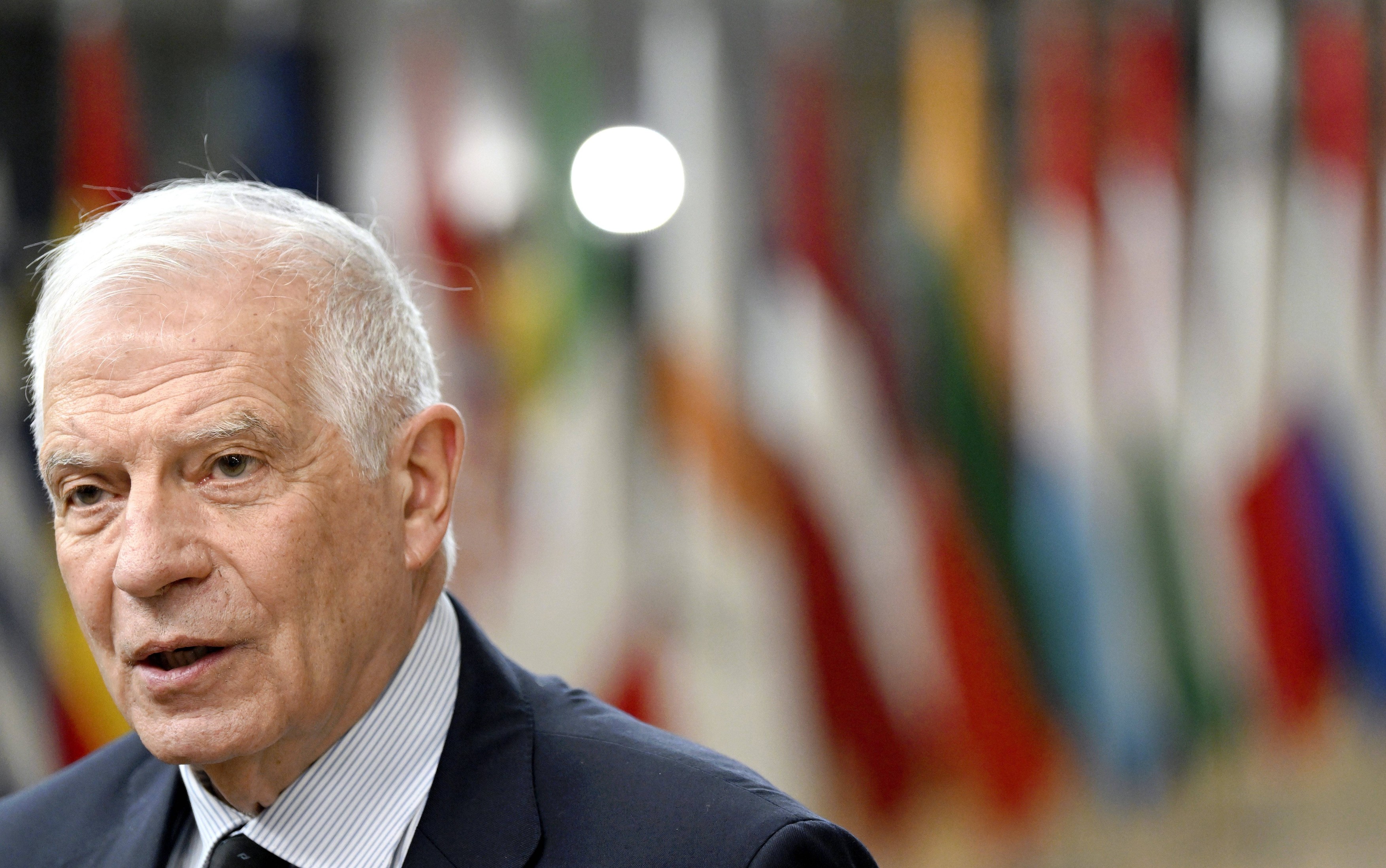Josep Borell cere un echilibru între riscul de escaladare a războiului și nevoia Ucrainei de a ataca cu arme primite din Occident
