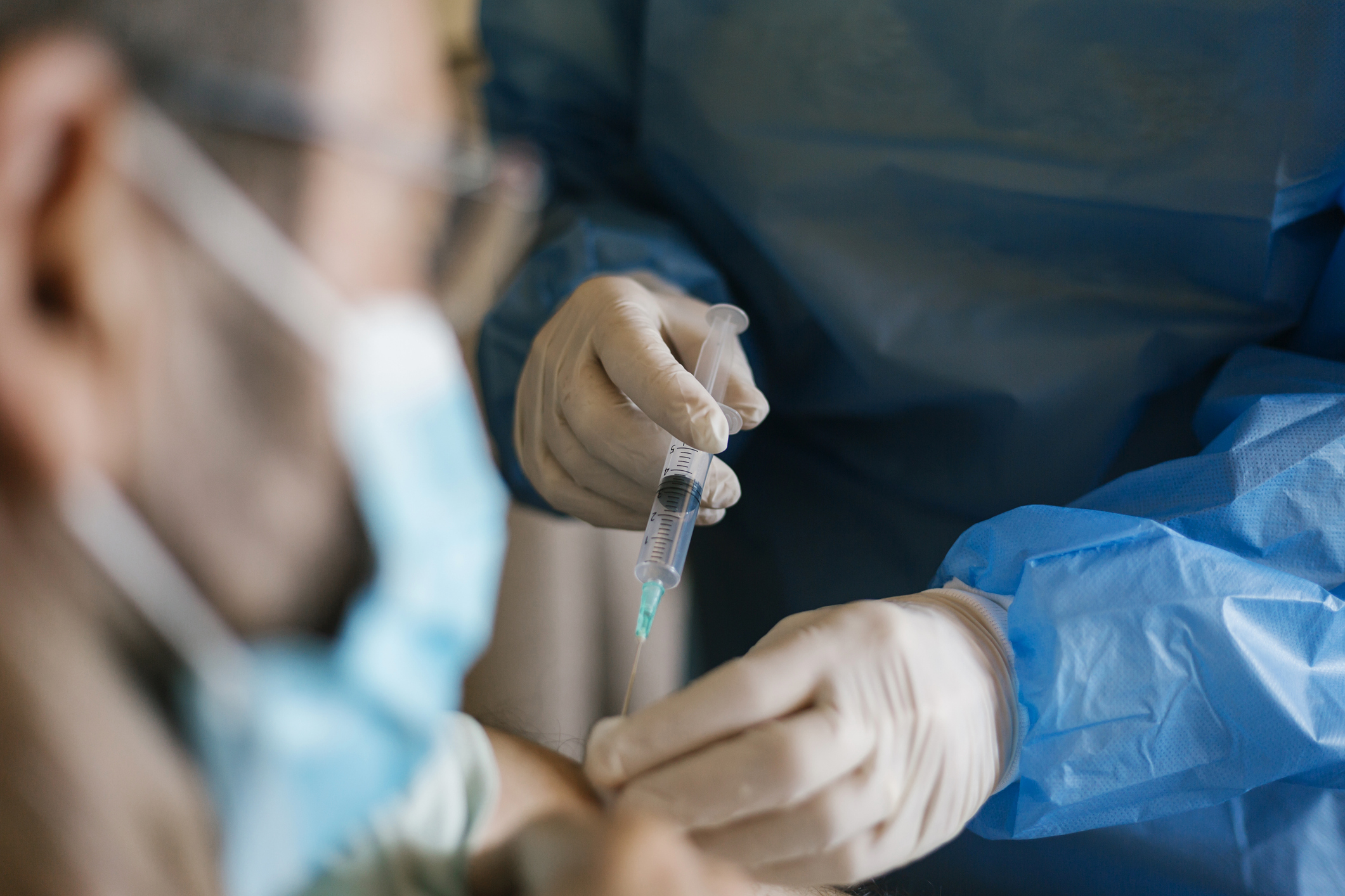 Creatorii vaccinurilor anti-COVID-19 cu ARN mesager au fost recompensaţi cu Premiul OMS pentru Sănătate Globală. "Au salvat vieți!"