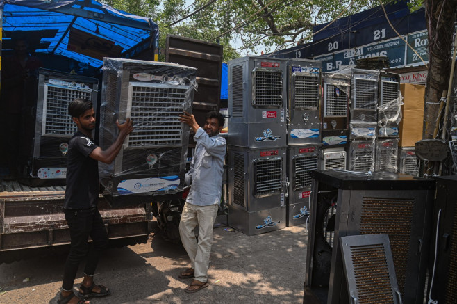 India Weather, New Delhi - 24 May 2024