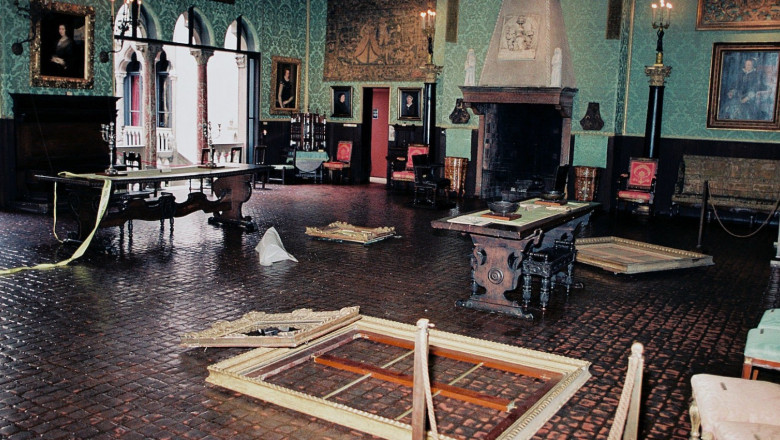 sală din muzeul Isbaella Stewart Gardner după jaful secolului