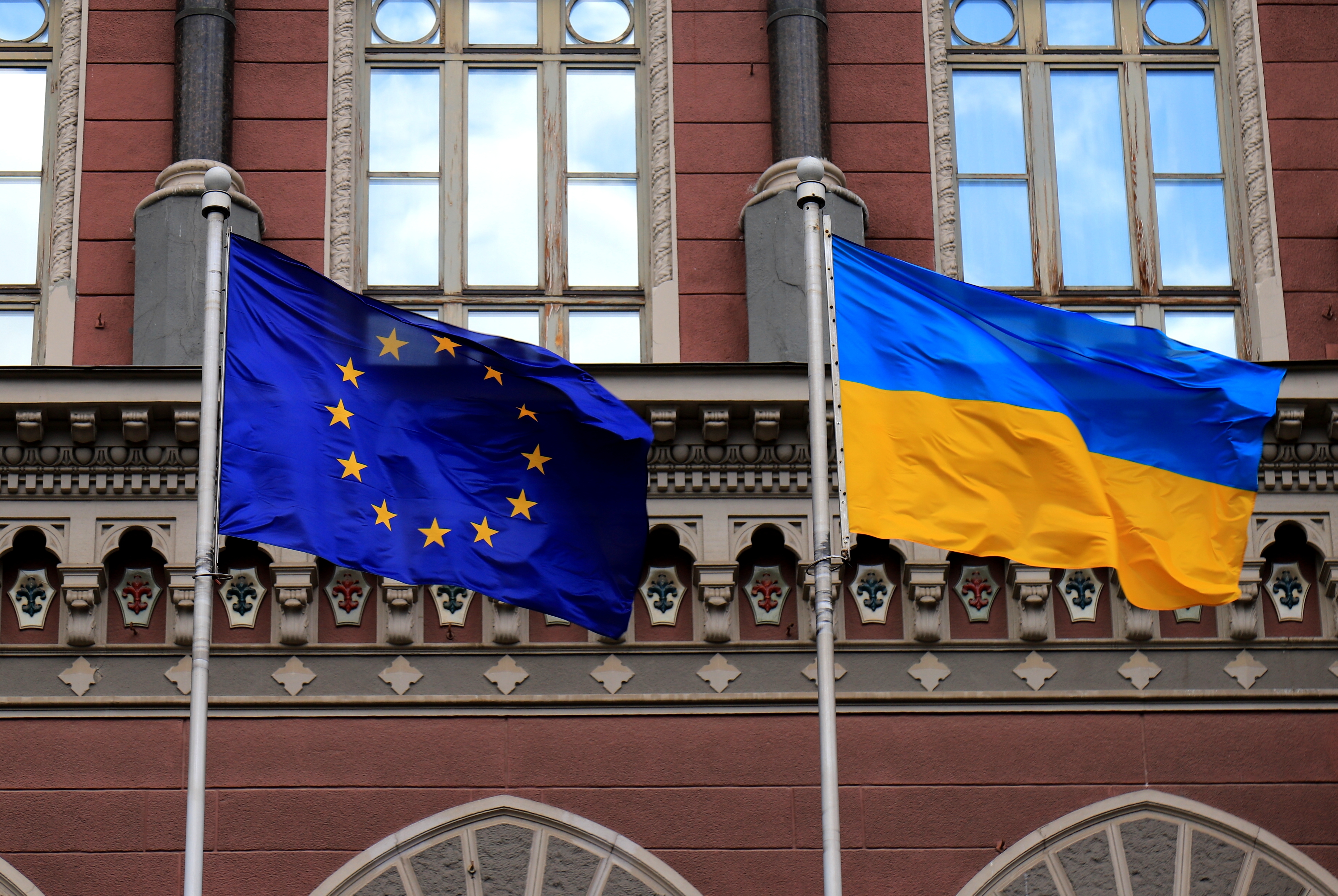UE a aprobat utilizarea profiturilor din activele rusești pentru finanțarea Ucrainei